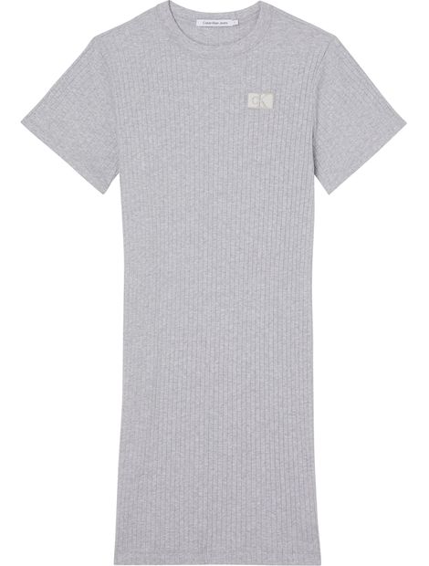Vestido-camiseta-con-logo